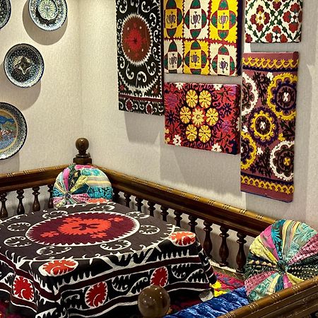 סמרקנד Emirhan Hotel מראה חיצוני תמונה