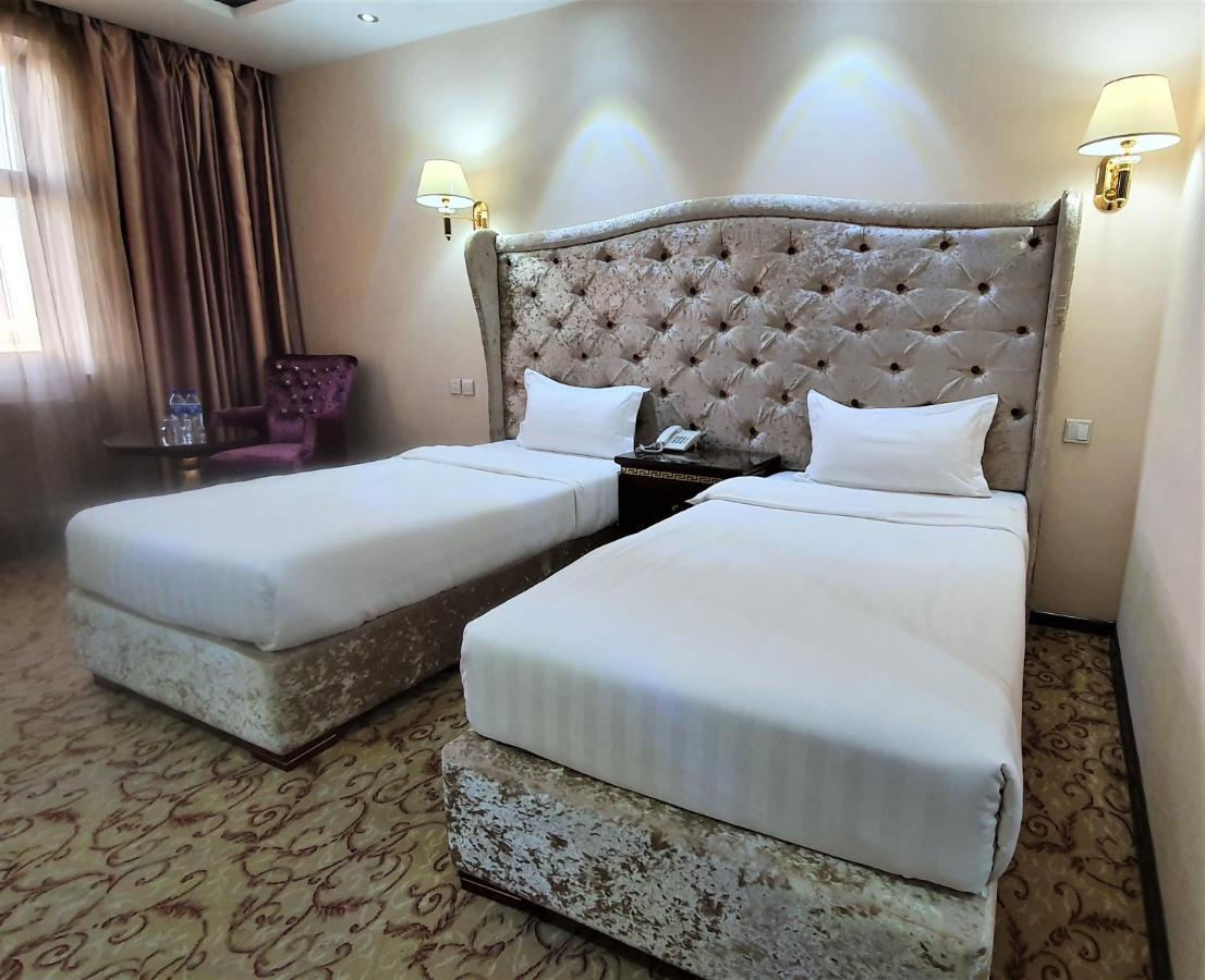 סמרקנד Emirhan Hotel מראה חיצוני תמונה