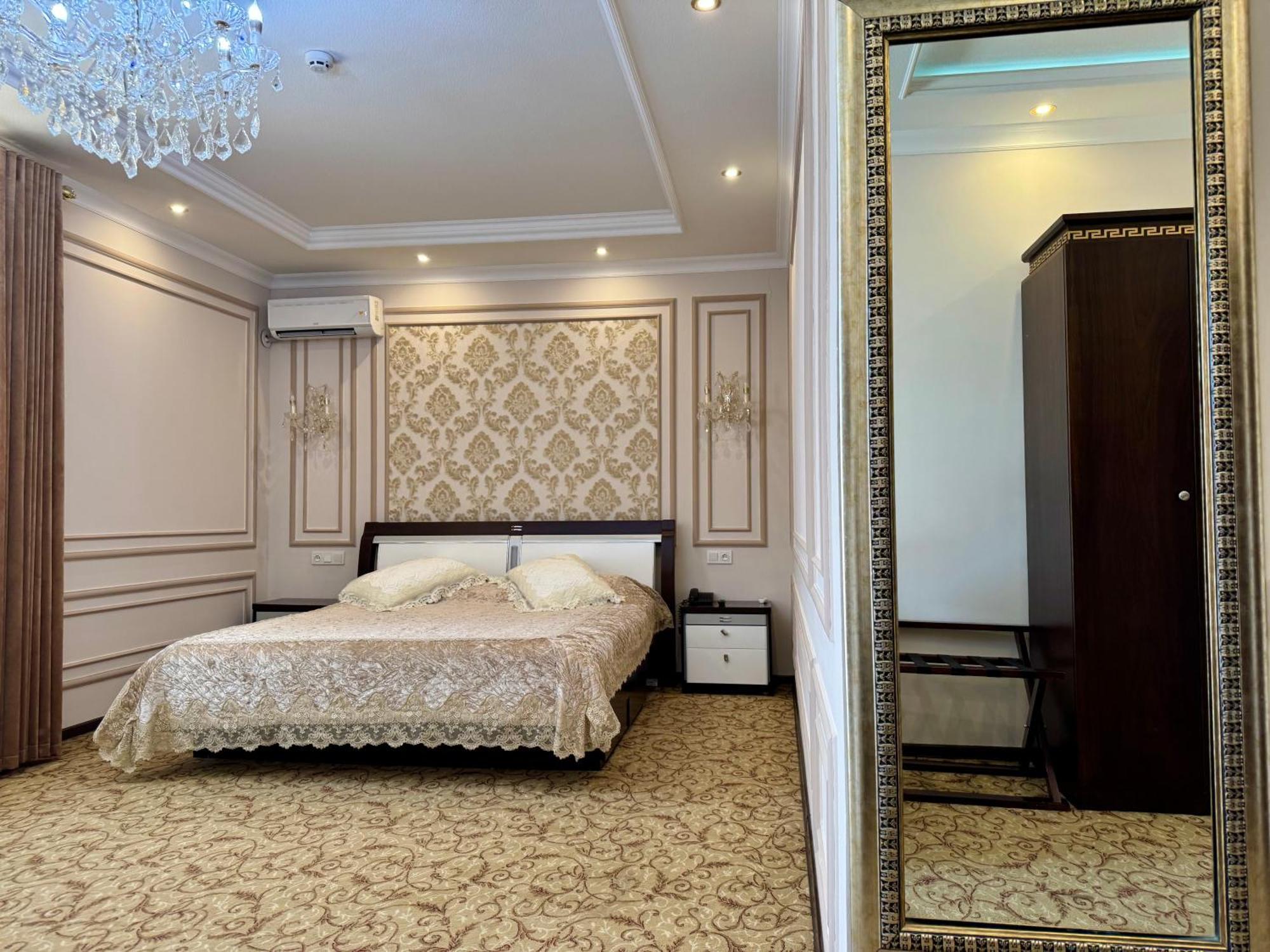 סמרקנד Emirhan Hotel מראה חיצוני תמונה