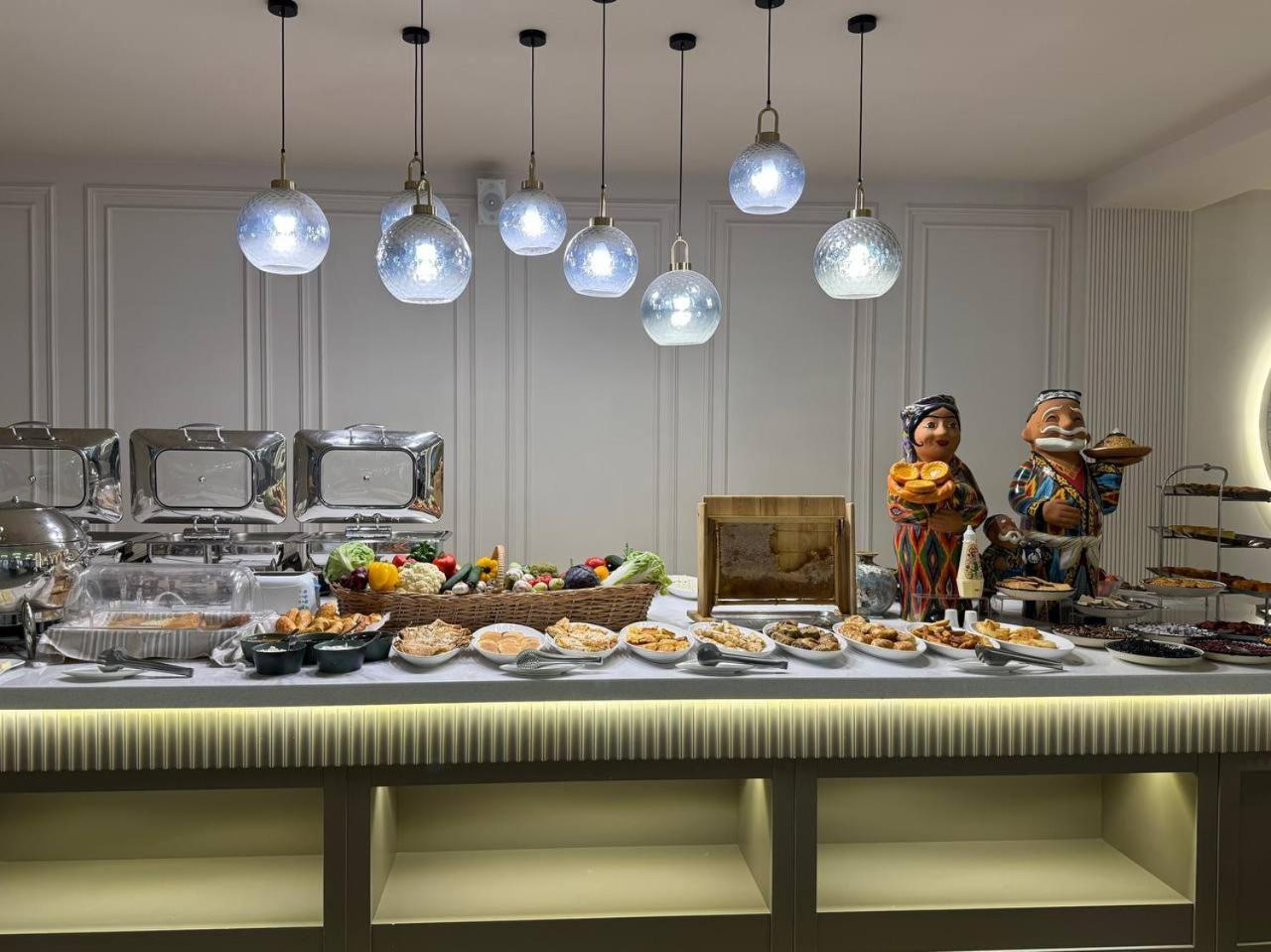 סמרקנד Emirhan Hotel מראה חיצוני תמונה